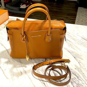 Michael Kors purse only a year old and in great condition.